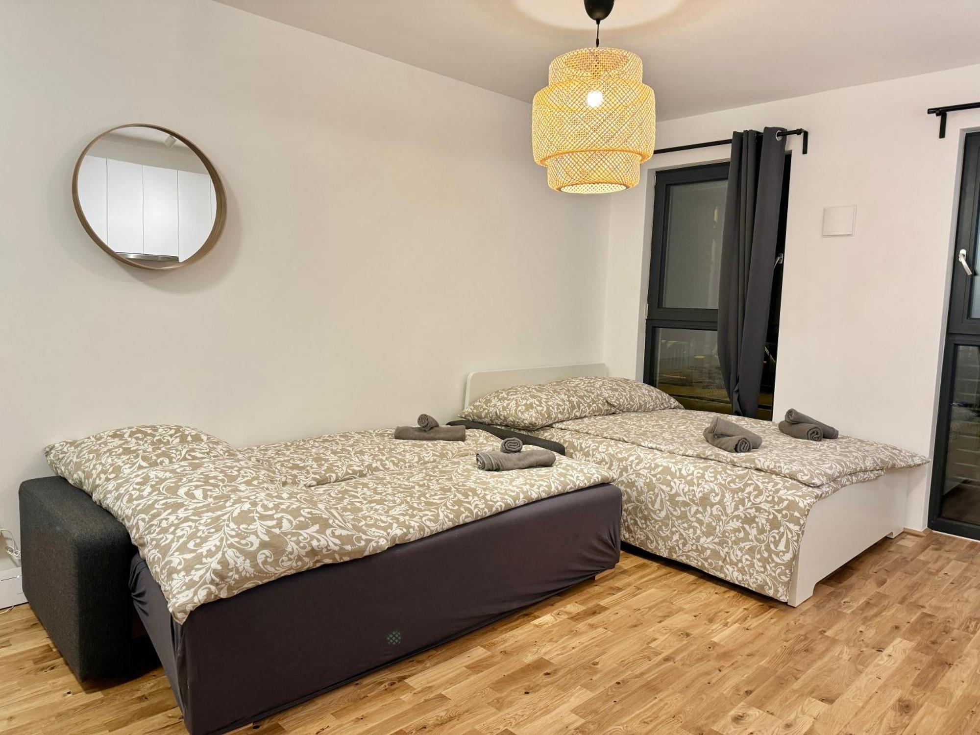 Modern With Balcony & Free Parking - Nearby Metro Appartamento
