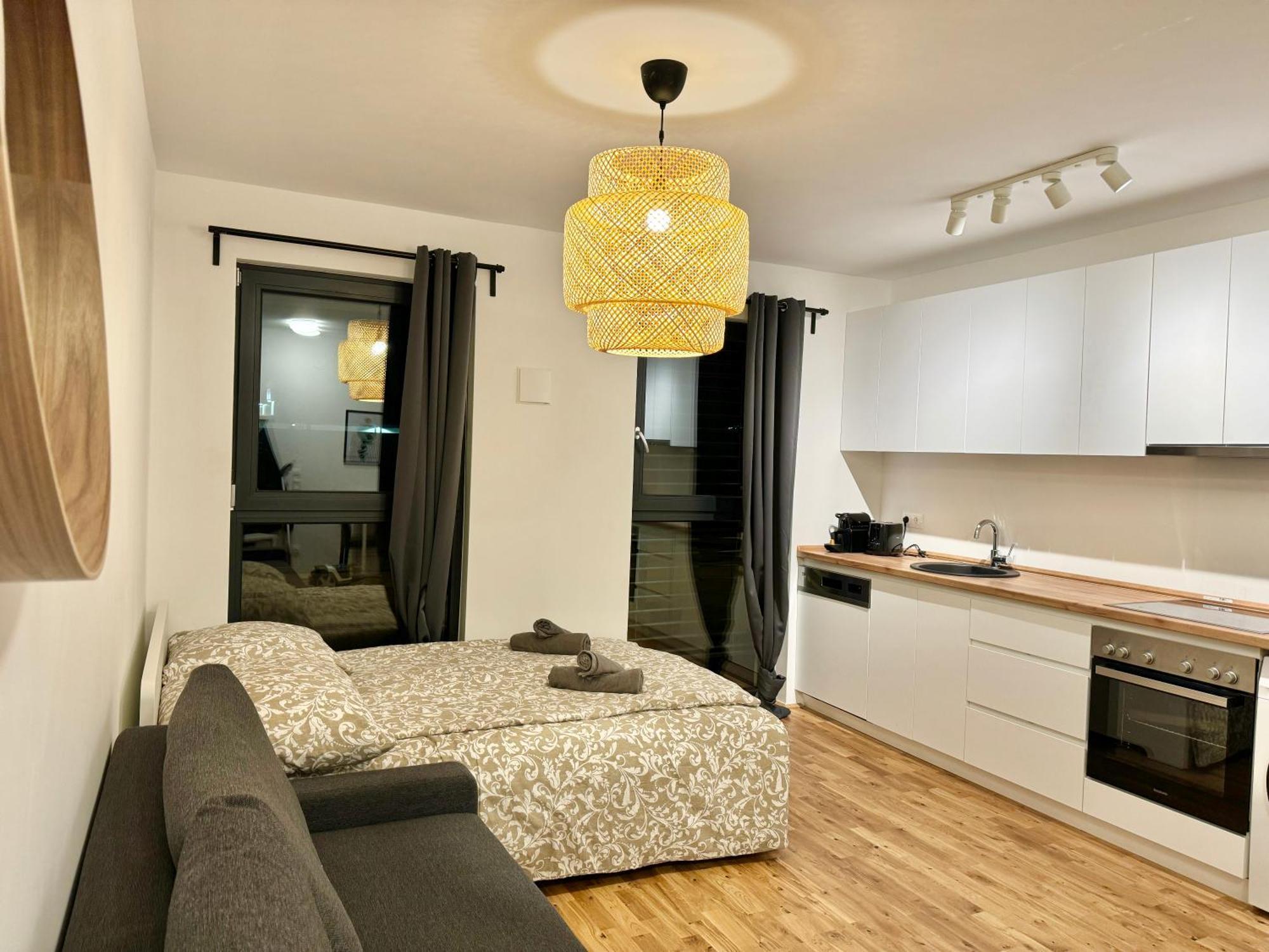 Modern With Balcony & Free Parking - Nearby Metro Appartamento Vienna