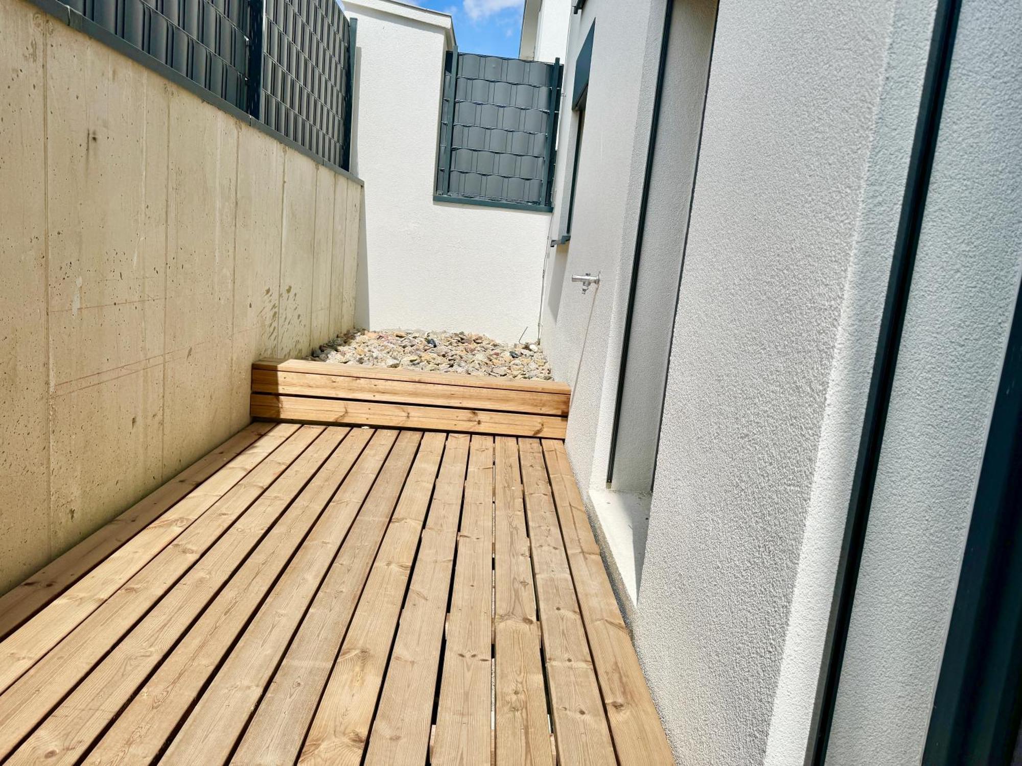 Modern With Balcony & Free Parking - Nearby Metro Appartamento *