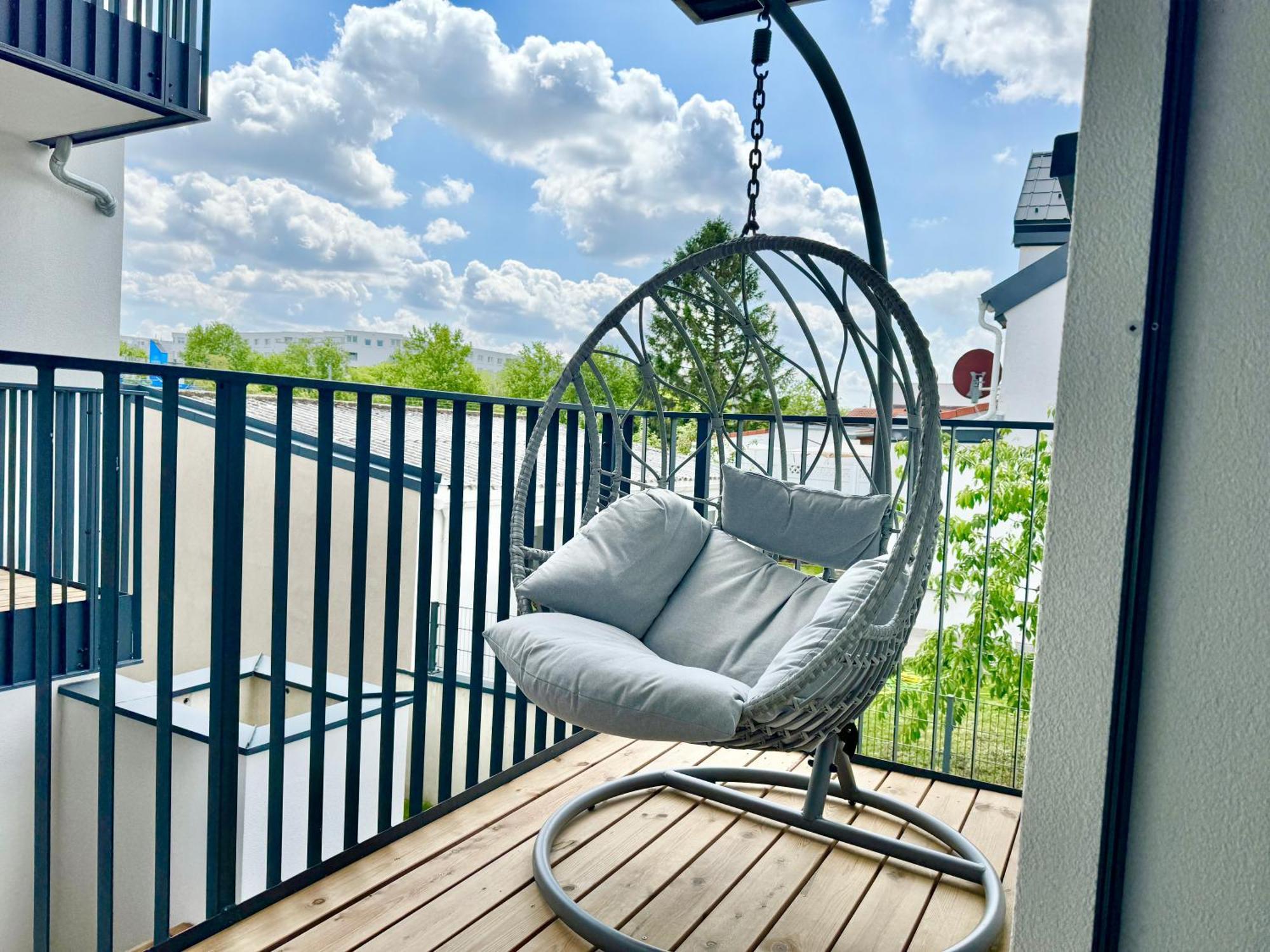 Modern With Balcony & Free Parking - Nearby Metro Appartamento Vienna