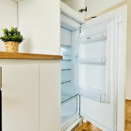 Modern Apartment With Balcony & Free Parking - Nearby Metro Vienna Esterno foto