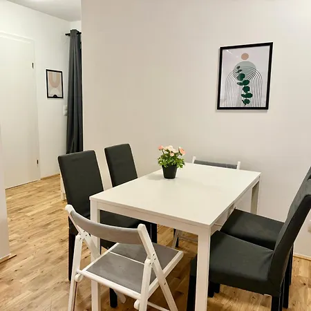 Modern Apartment With Balcony & Free Parking - Nearby Metro Vienna Esterno foto